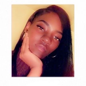 Meet your Posher, Chakia